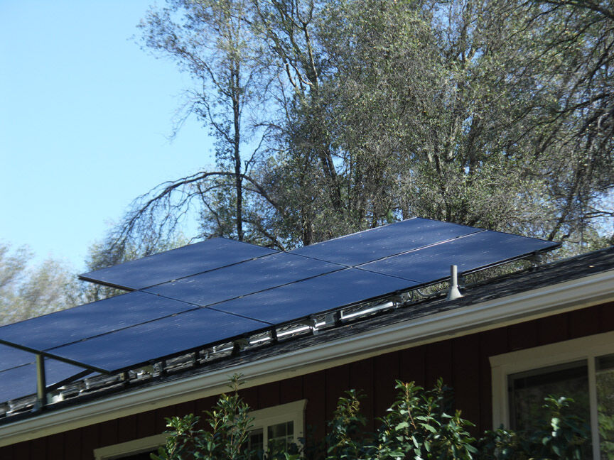 paneles fotovoltaicos bajo sombra